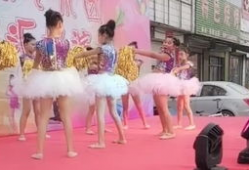 群魔乱舞搞笑视频,搞笑视频带你笑翻天