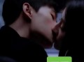 明星接吻 视频,明星接吻瞬间，情感火花四溢