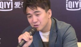 娱乐吃瓜人设崩塌了,吃瓜人设崩塌背后的真相揭秘