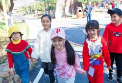 安吉唱歌好搞笑,搞笑演绎成焦点